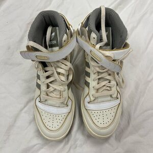 Adidas high tops Forum 84